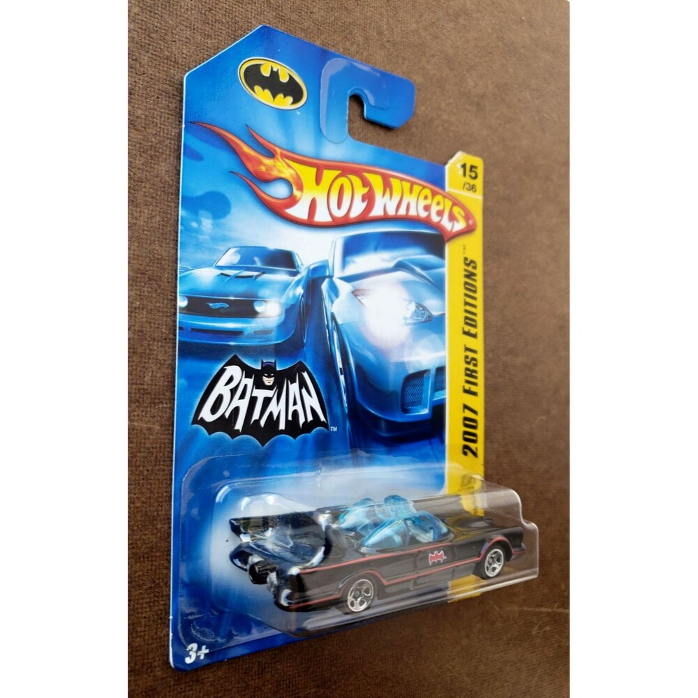 Hot Wheels TV BATMOBILE Black 2007 First Editions 15/36 Honeycomb Grill! LOT X 2 - Picture 9 of 16